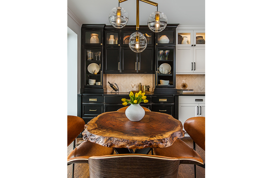 Classic Tuxedo Bar